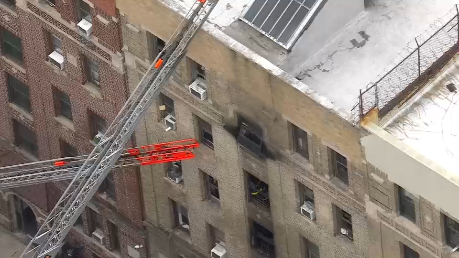 Child killed, at least 7 other people hurt in Bronx fireA 1-year-old child was killed, and at least seven other people were injured in a fire at an apartment building at 2609 Bainbridge Ave. in Fordham, the Bronx.