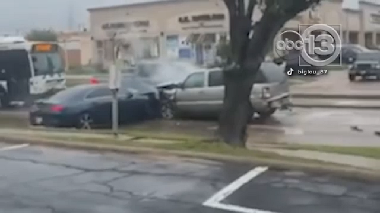 SUV strikes multiple vehicles at intersection including HPD vehicle