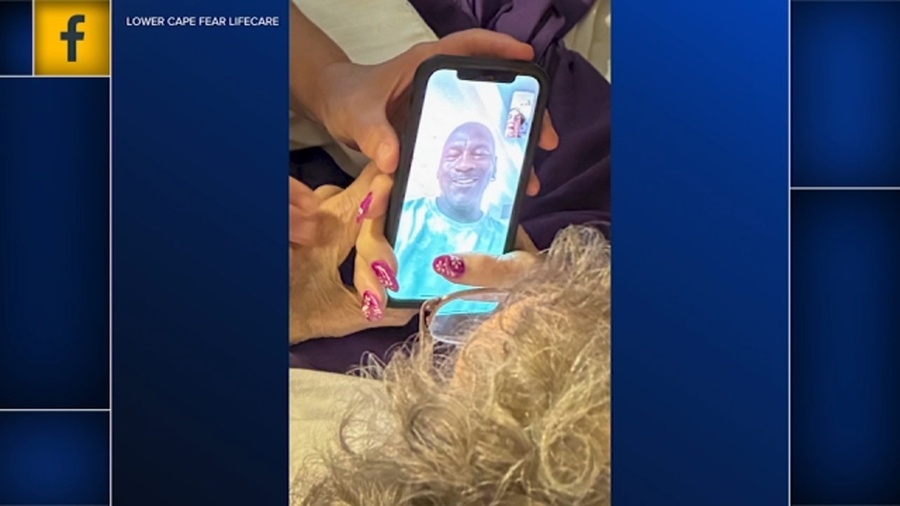 Michael Jordan surprises former teacher in hospice care with phone call