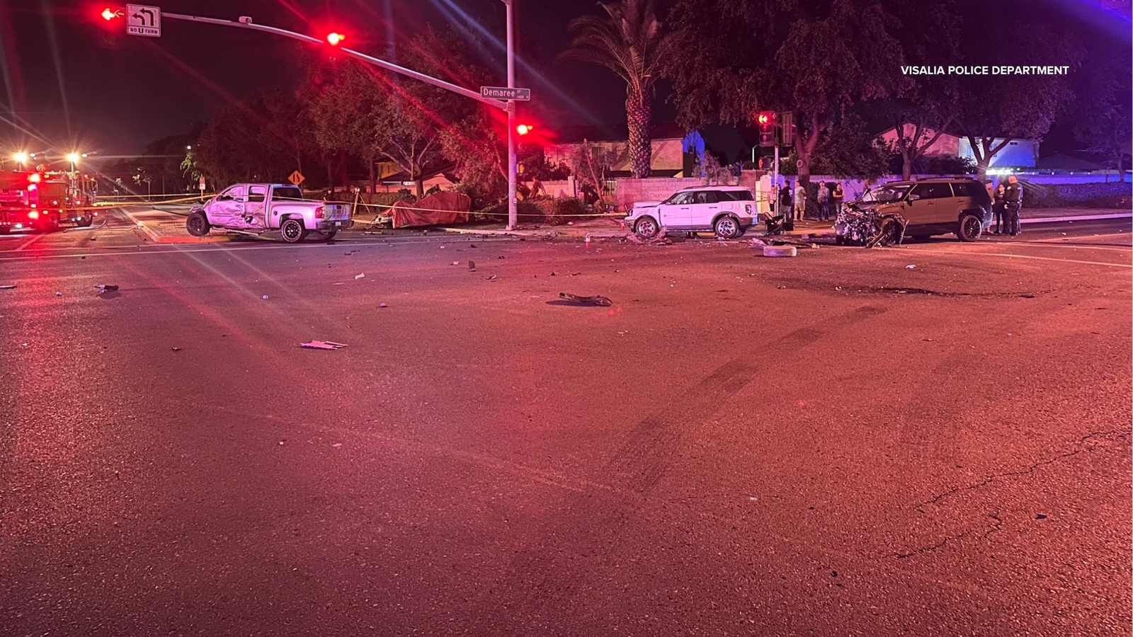 1 person killed in fiery multi-car crash in Visalia, police say