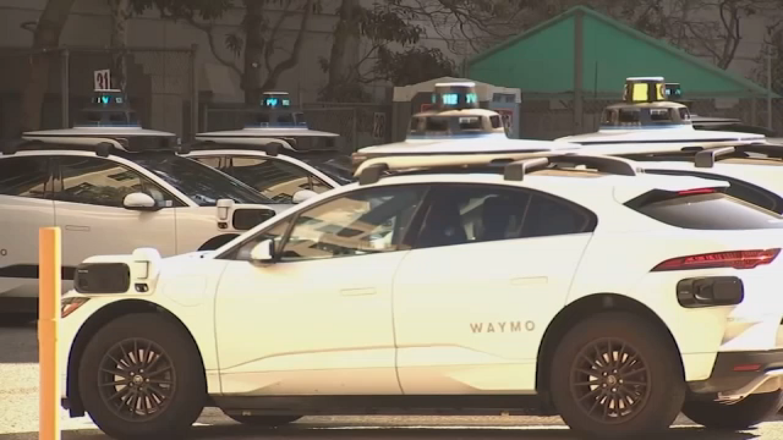 Waymo announces expansion of service in Houston ahead of FIFA World Cup despite recall
