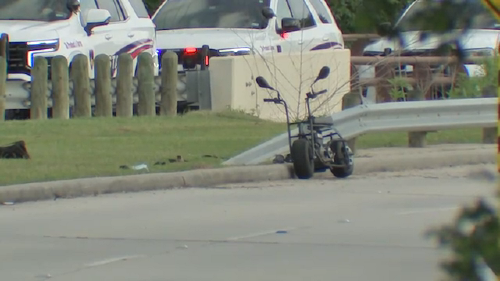 Klein ISD student dies after falling while riding e-bike: OfficialsPct. 4 confirmed the teen's death after district officials said the Klein Collins student was riding an e-bike to school when she fell over and hit her head.