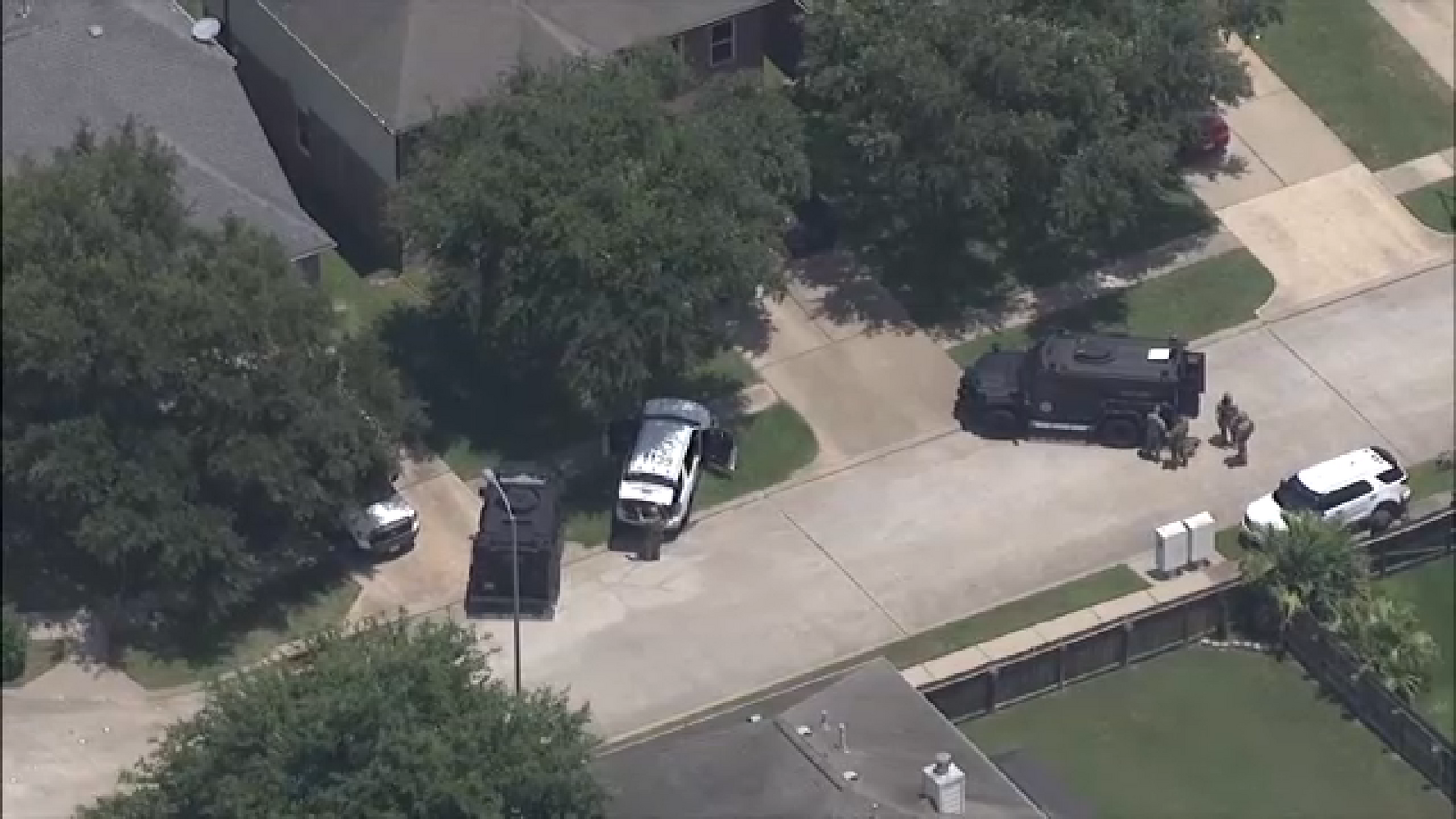 Suspect in custody after standoff with law enforcement at home: HCSO