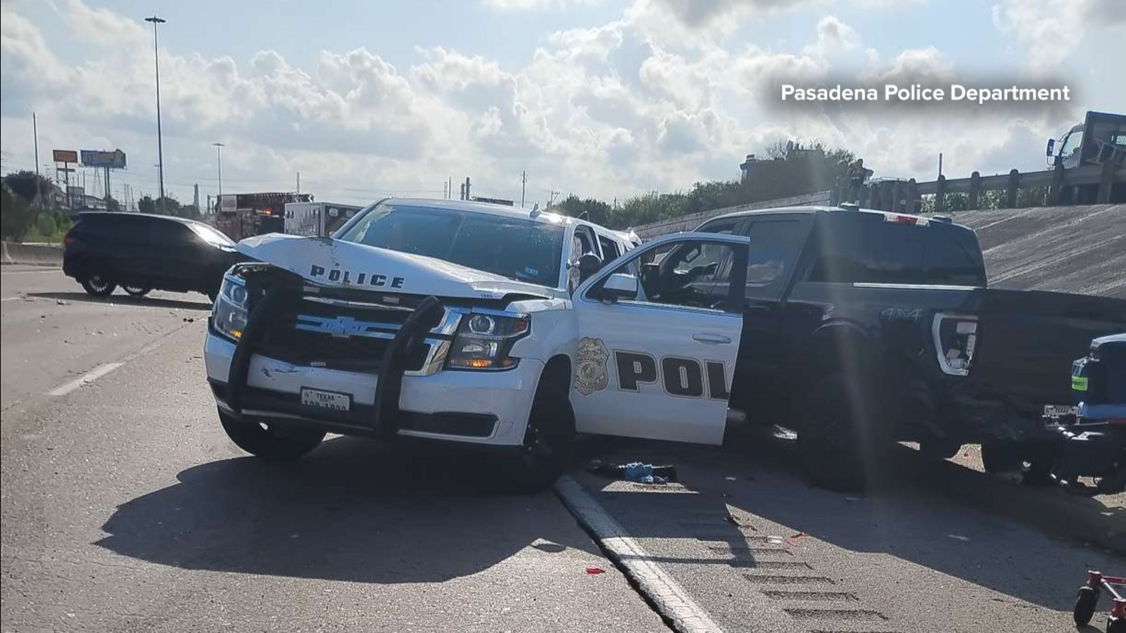 Pasadena officer involved in multi-vehicle crash on Highway 225: PD
