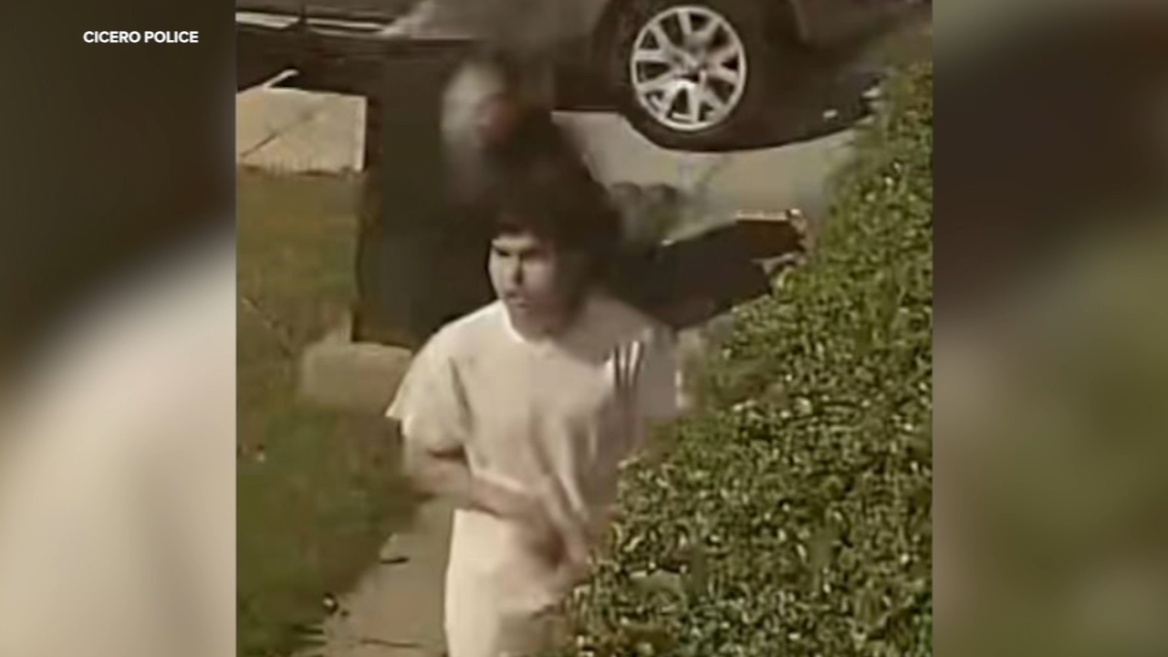 Suburban police seek person of interest after 18-year-old's murder