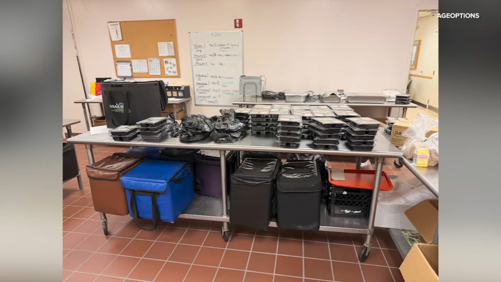 Our Chicago: Feeding seniors in need amid SNAP program changes