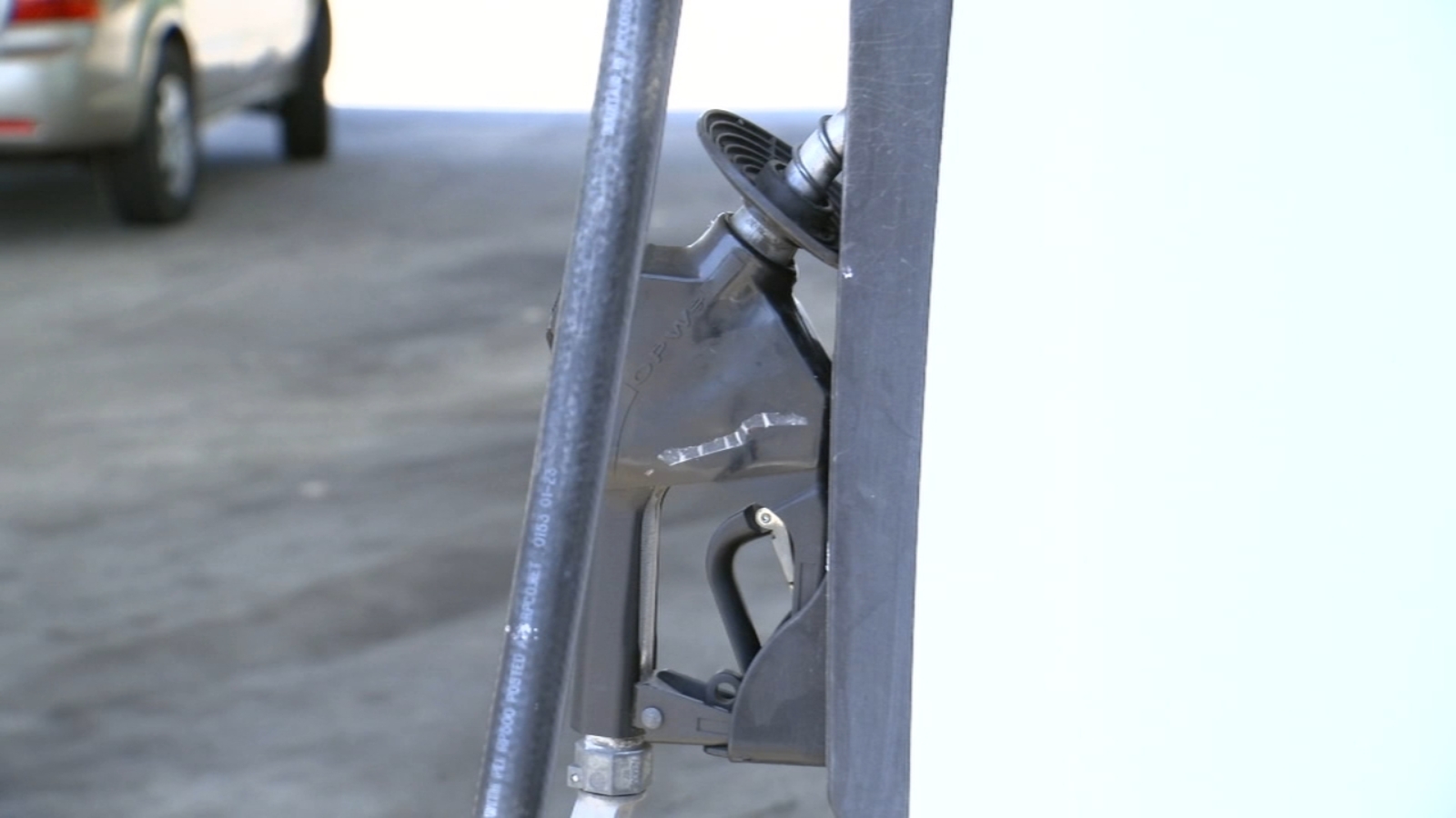 Memorial Day travel surge expected despite high gas prices