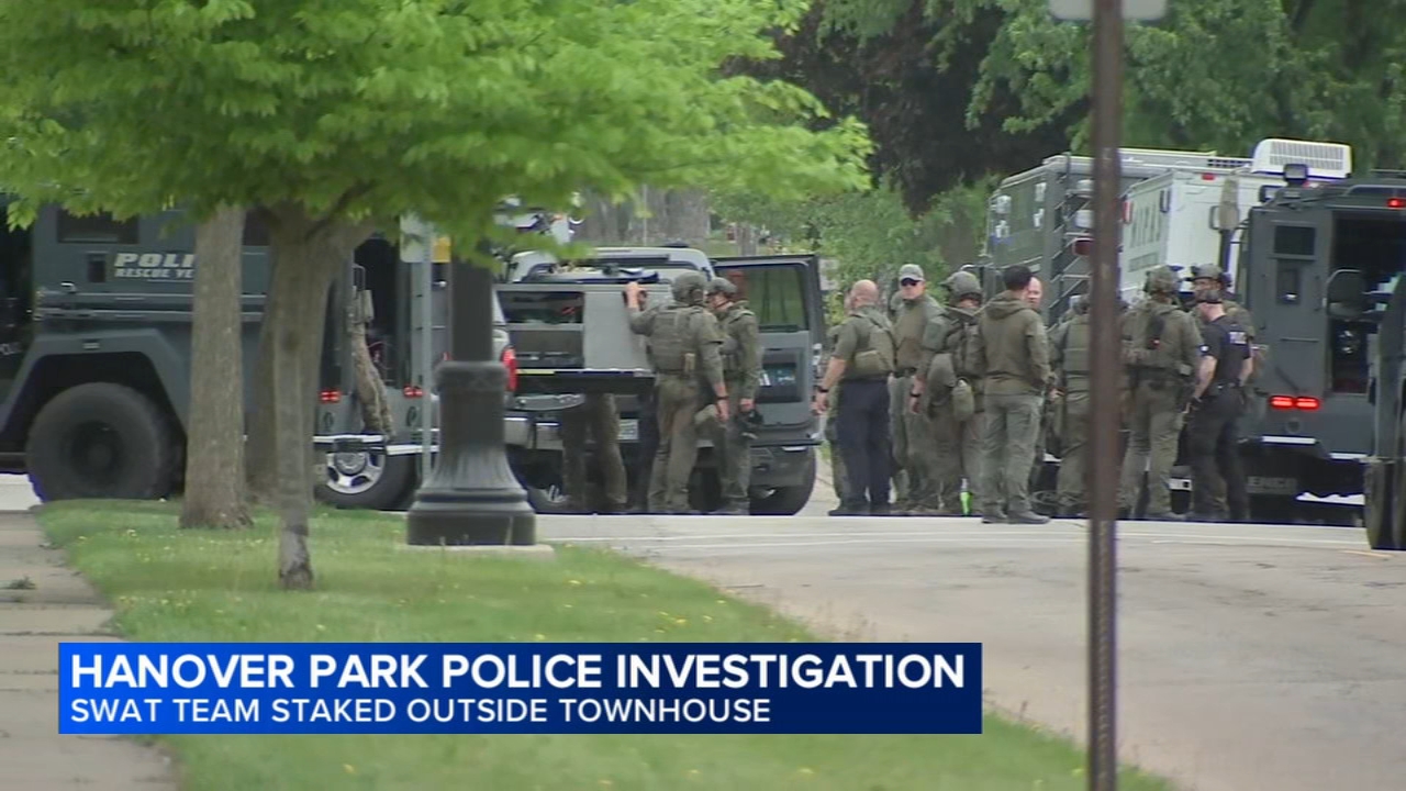 Hanover Park standoff prompts street closures