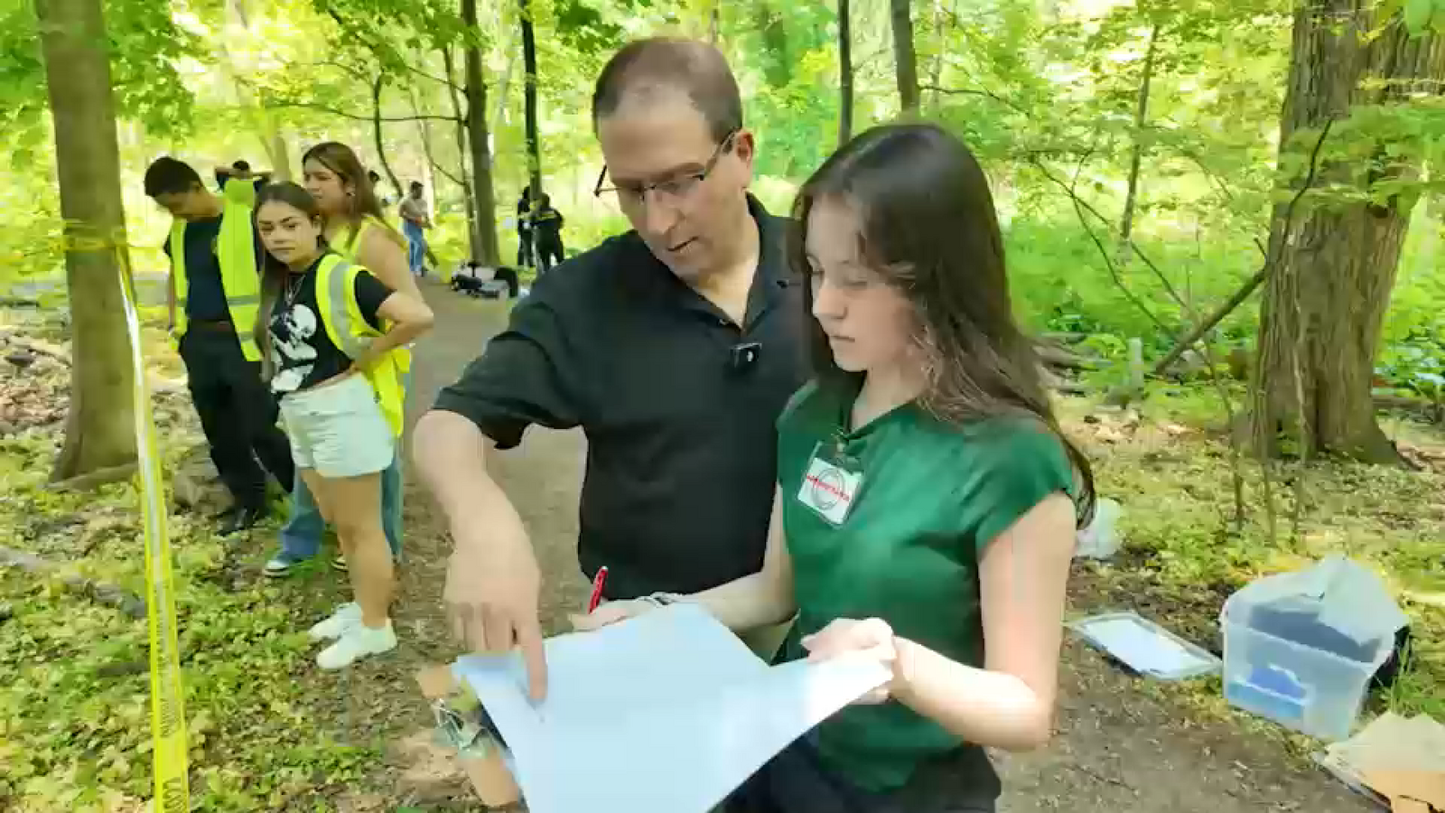 Forensics teacher retires after 28 years with final field exam