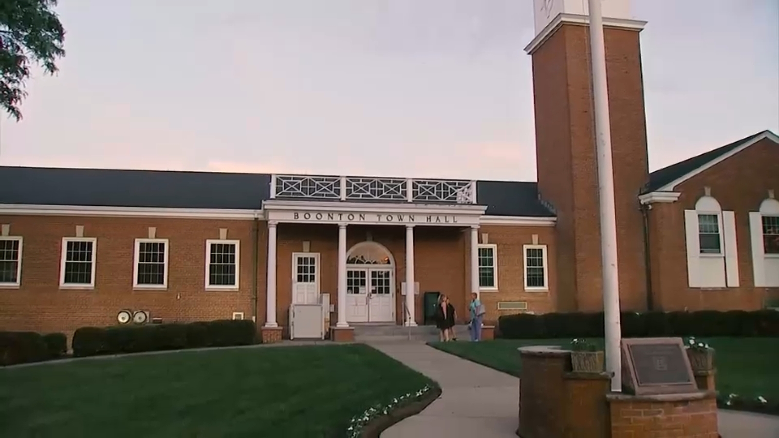 Pride flag veto deepens tensions in Boonton