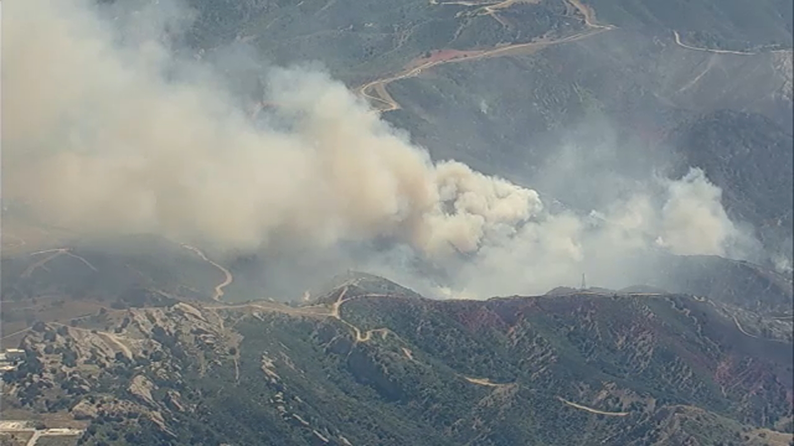 Sandy Fire grows to more than 2,100 acres, containment at 22%