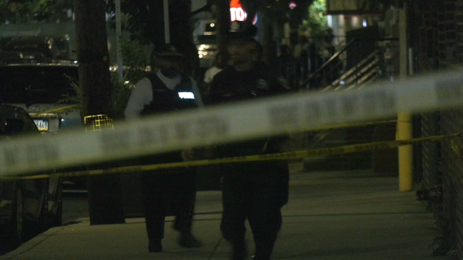 Philadelphia police investigating two deadly shootings