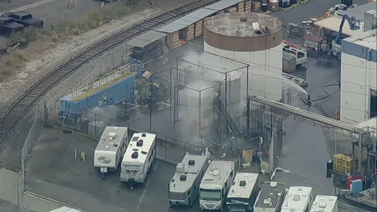 cluster (priority): ABC7 Los Angeles Evacuations, federal aid, and the race against time