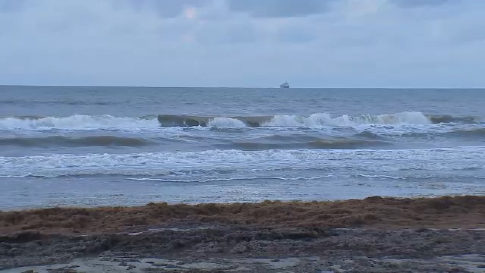 Child missing in Surfside Beach waters after family saw him get swept away by wave, search crews say
