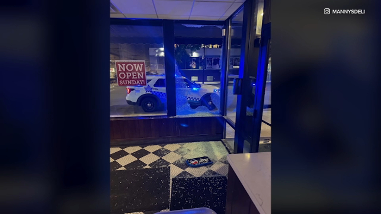 Chicago police investigating break-in at Manny's Deli