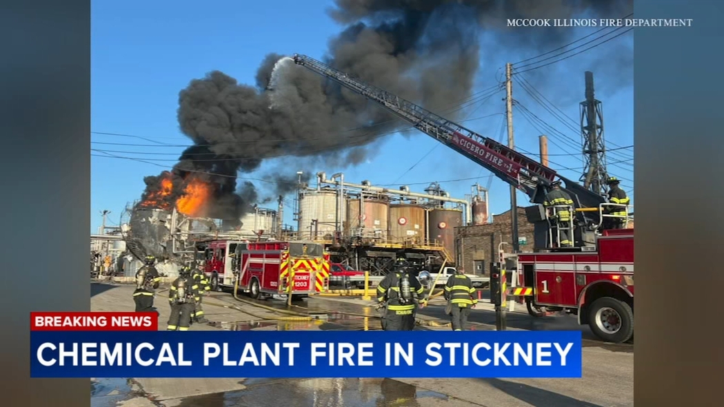 Crews battle fire at Koppers Inc. chemical plant in Stickney near Cicero,  video shows - ABC7 Chicago