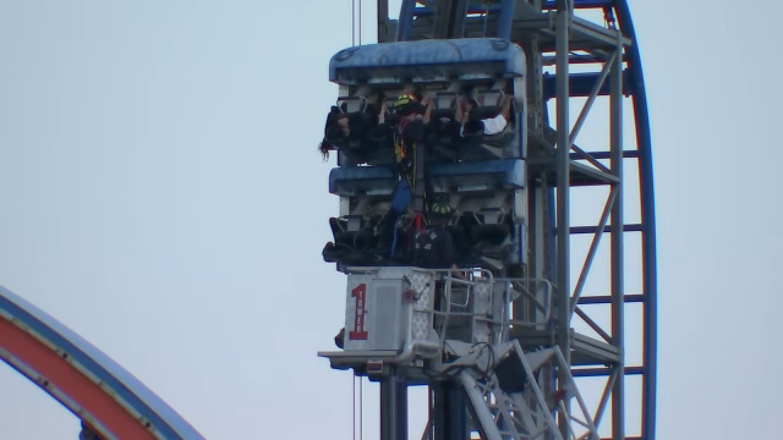 8 students rescued from roller coaster that was stuck for hours at Pleasure Pier