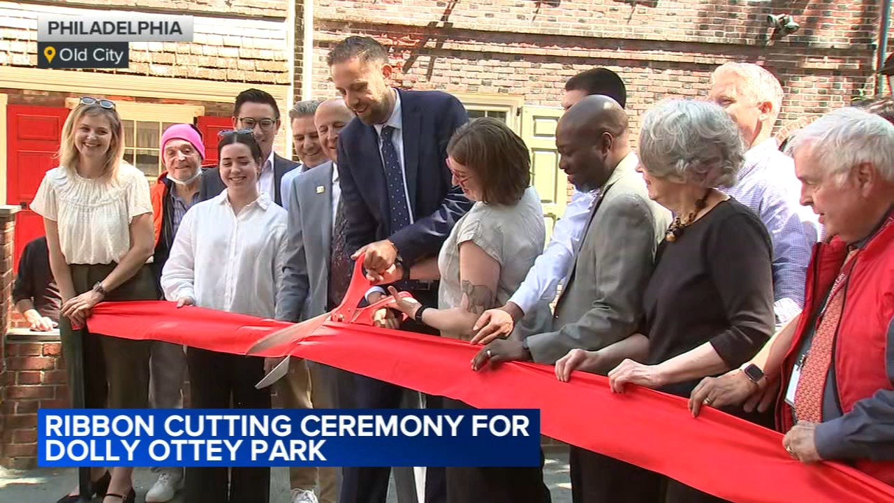 Dolly Ottey Park opens at the corner of Elfreth’s Alley in Old City