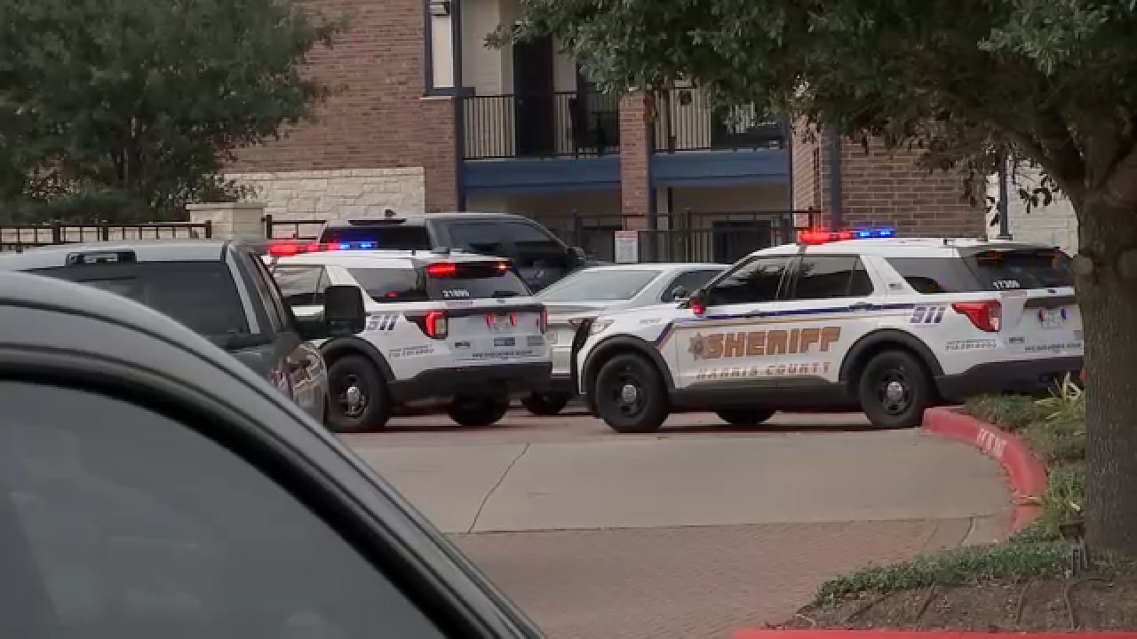 Man accused of fatally shooting girlfriend amid hourslong standoff in W. Harris Co. ID'd, HCSO says