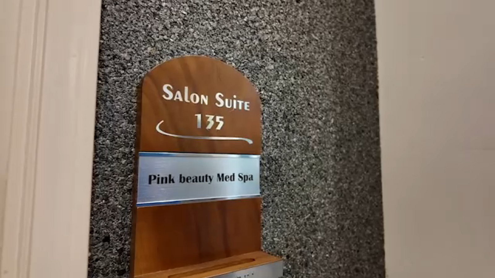 Dental assistant accused of giving lip injections without proper licensing