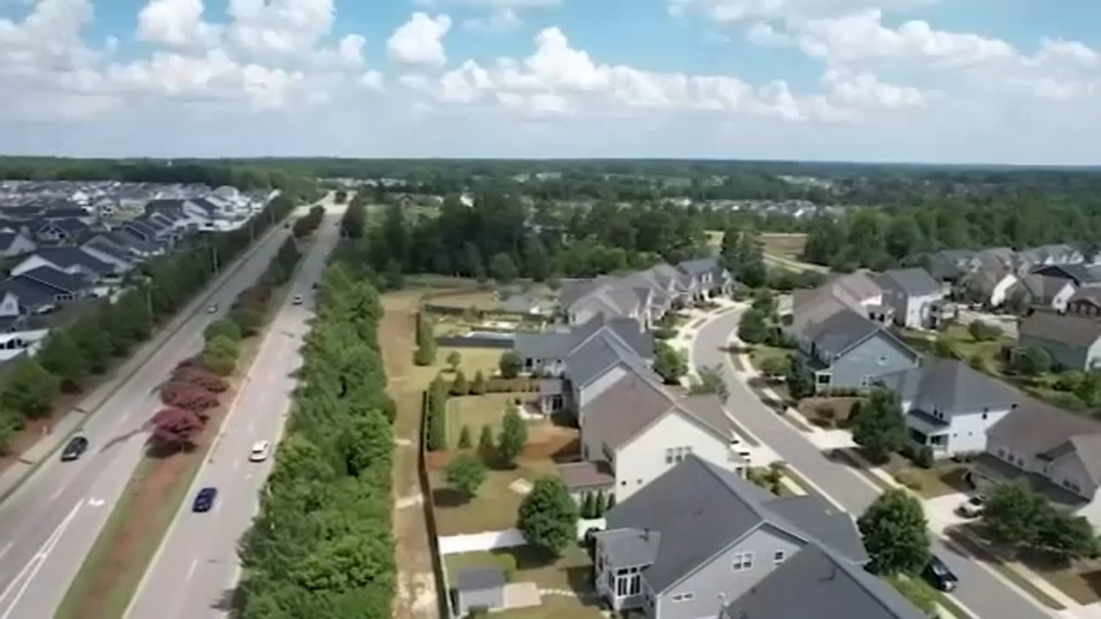 NC bill would require data centers to pay for grid upgrades - ABC11 ...