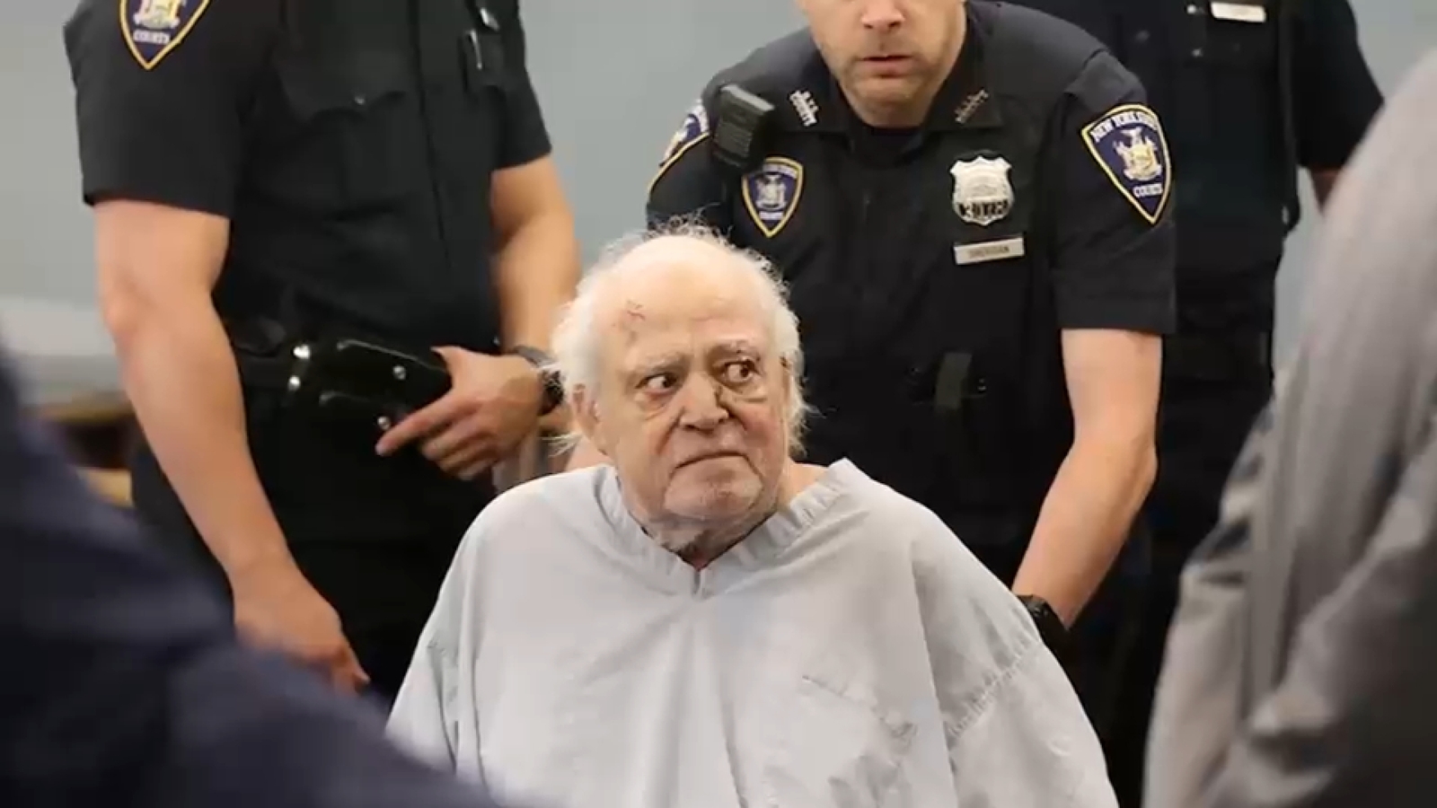Jury deliberating in deadly nail salon crash trial in Riverhead