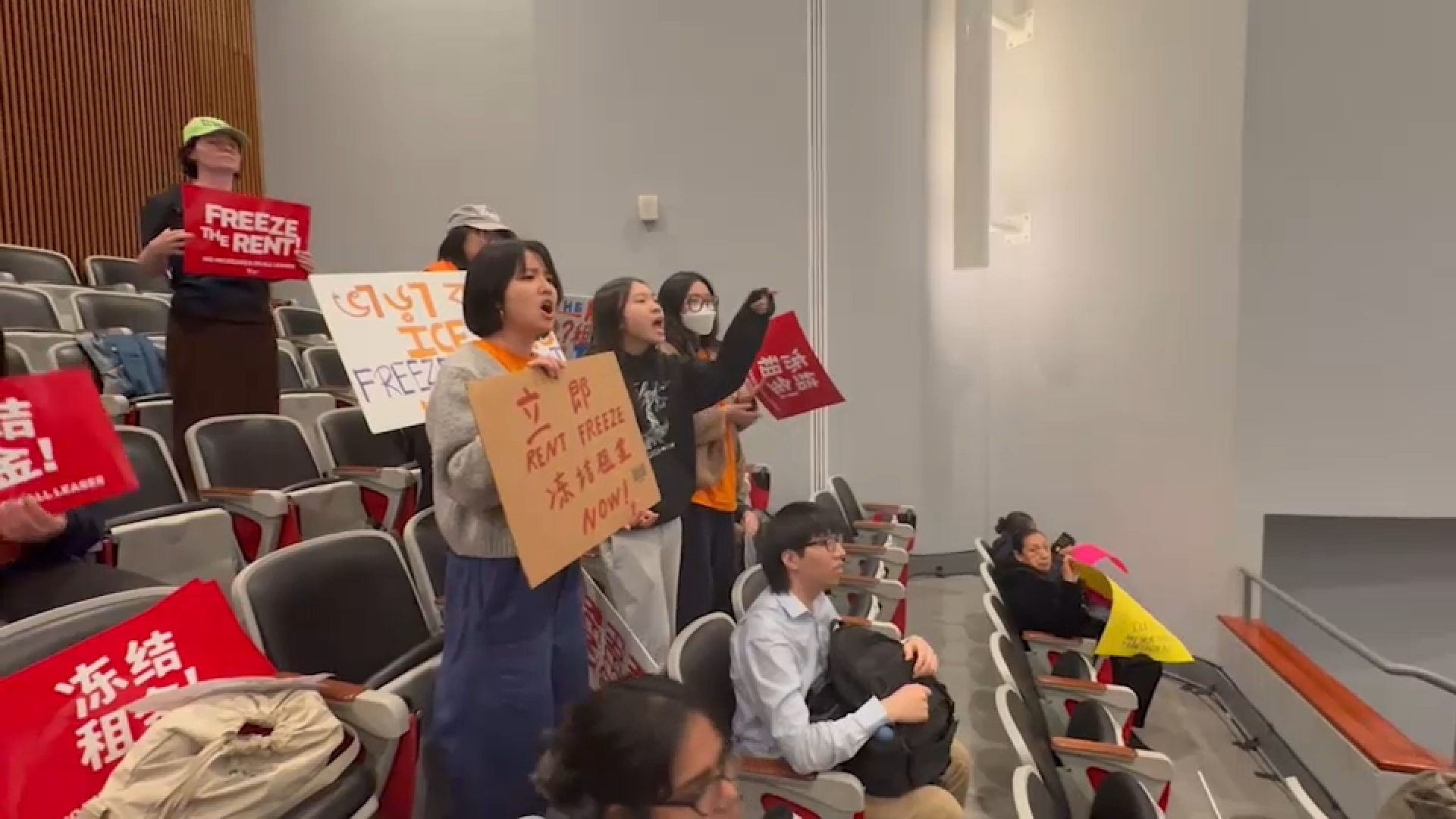 New Yorkers weigh in on rent hike freeze proposal at first public hearing