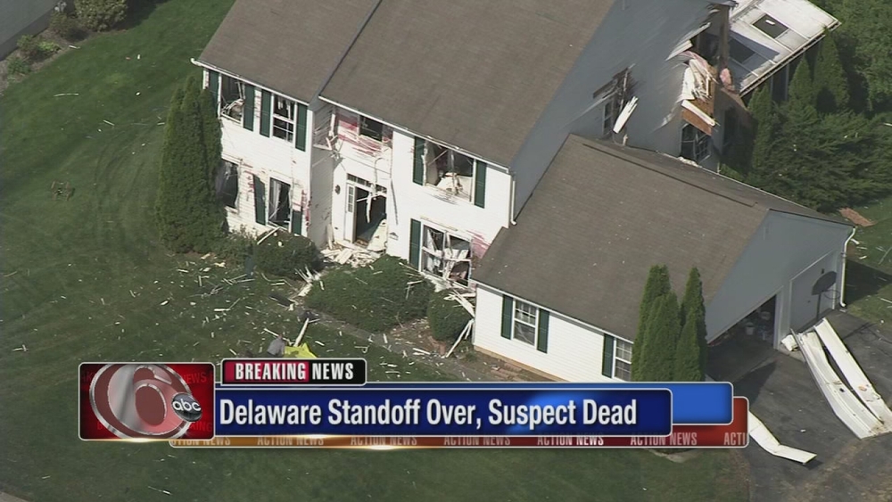 Delaware standoff over, suspect dead