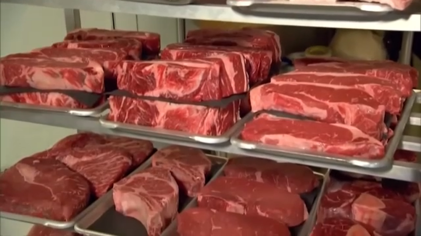 Beef prices at an all-time high, as Texas restaurant owners try to stay afloat