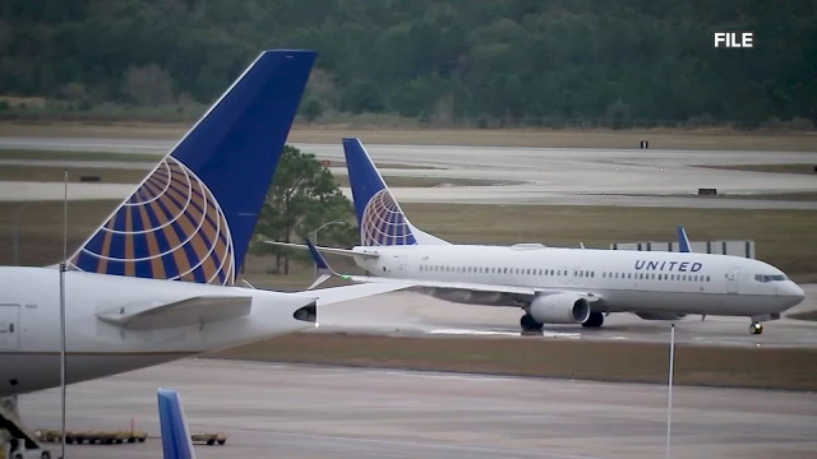 Multiple security failures exposed after man sneaks onto United flight at Bush airport, expert says