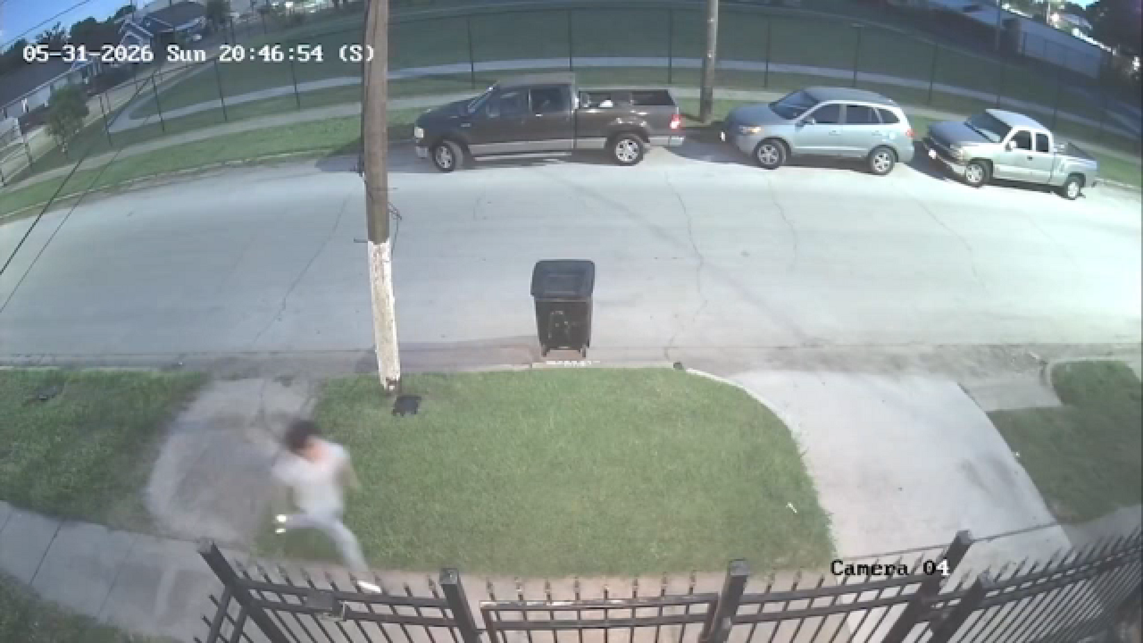 HPD releases sketch and video of suspect wanted in shooting that left man dead in east Houston