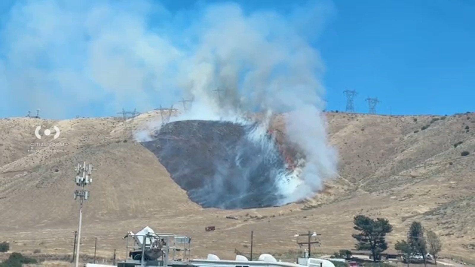 Lemon Fire updates: Brush fire burning near Palmdale triggers evacuation orders, warnings for nearby residents Lemon Fire updates: Brush fire burning near Palmdale triggers evacuation orders, warnings for nearby residents