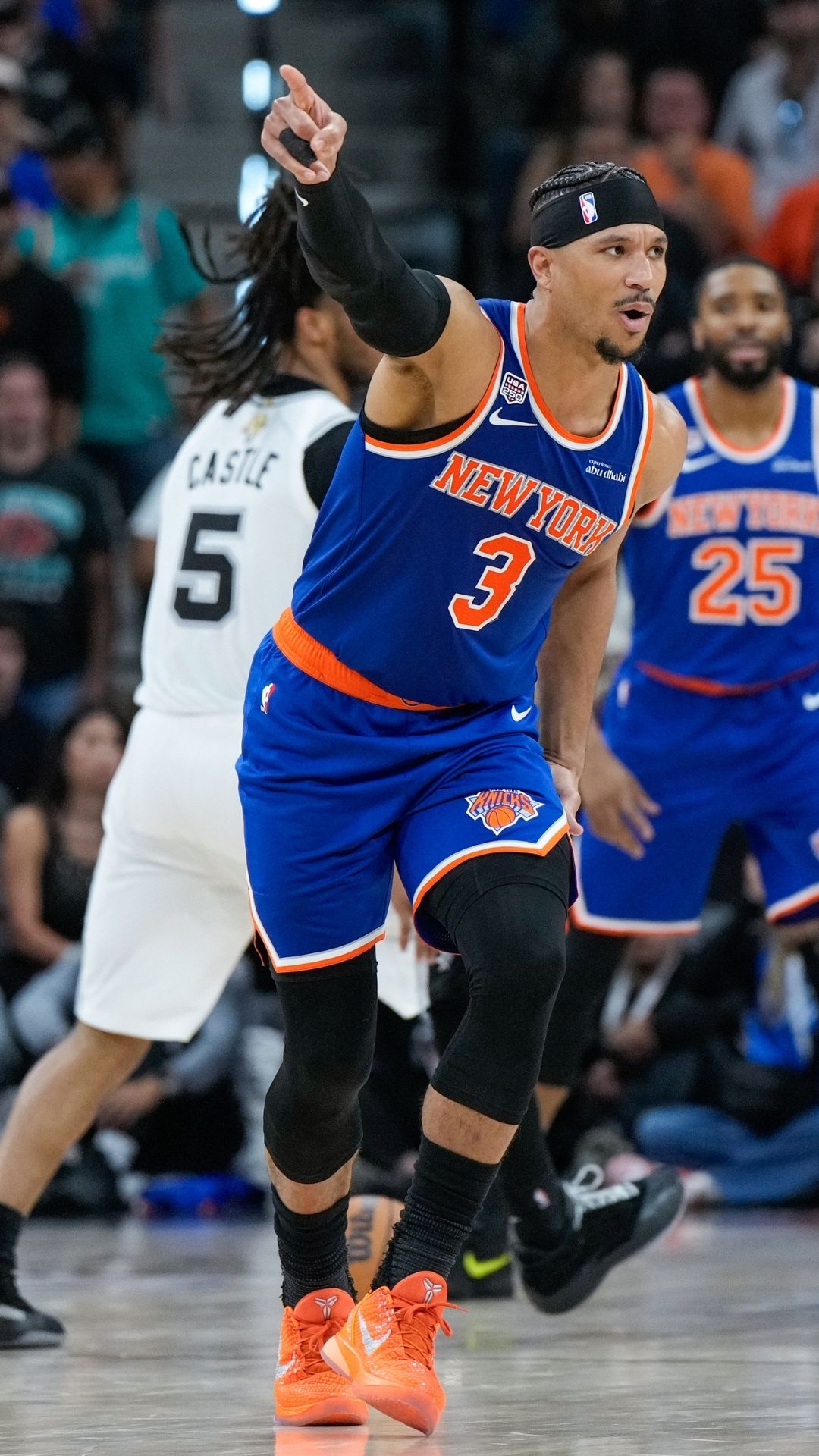 New York Knicks guard Josh Hart (3) celebrates a basket against the San Antonio Spurs during the second half of Game 5 (AP Photo/Ross D. Franklin)