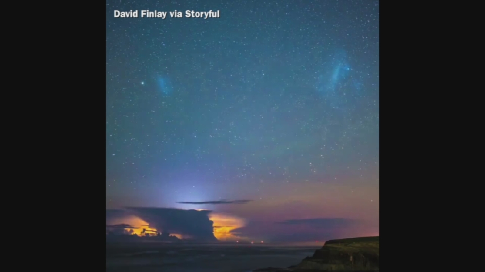 VIDEO Meteor shower combines with lightning sprites 6abc Philadelphia