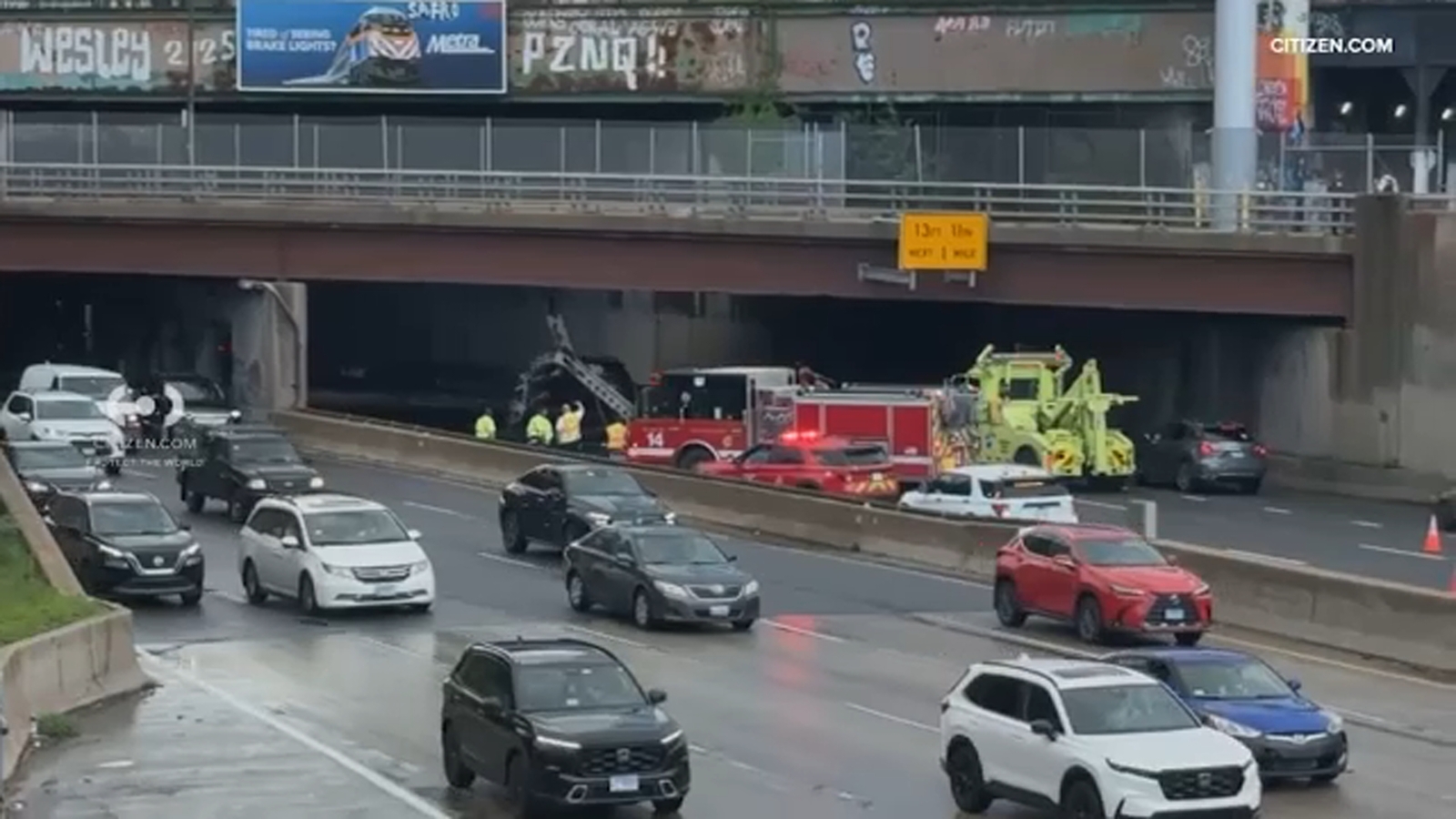 Chicago car crash: Semi involved in crash on eastbound I-90 near West ...