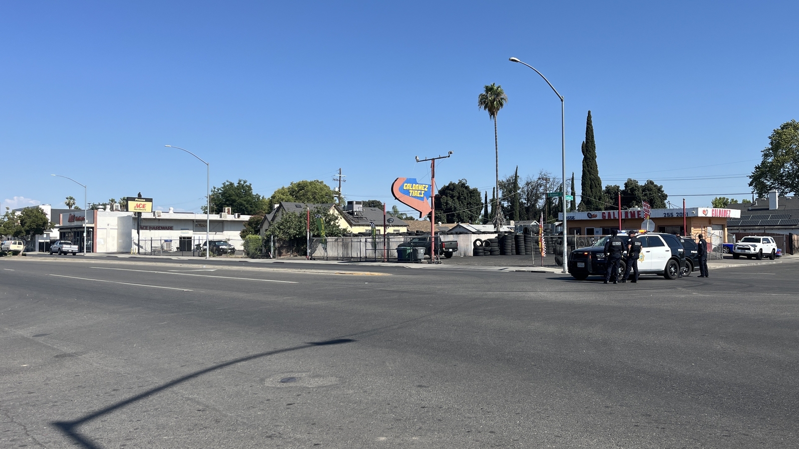 Heavy police presence for reports of armed man in east central Fresno business