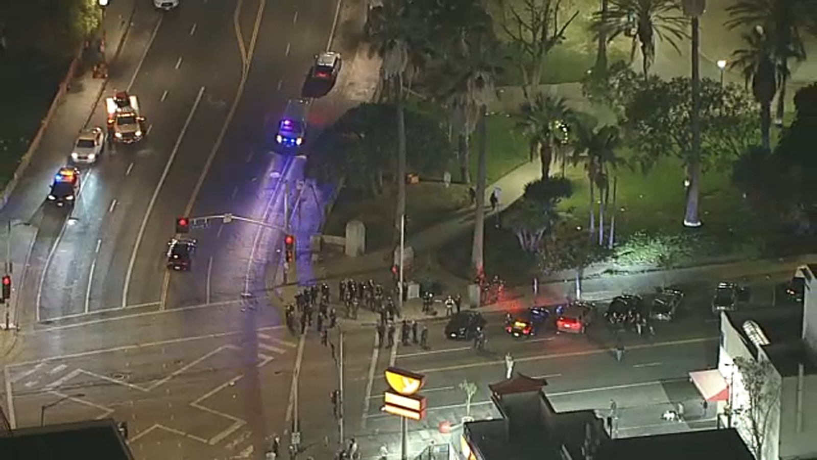 Los Angeles police and DEA agents conducting anti-drug operation in MacArthur Park