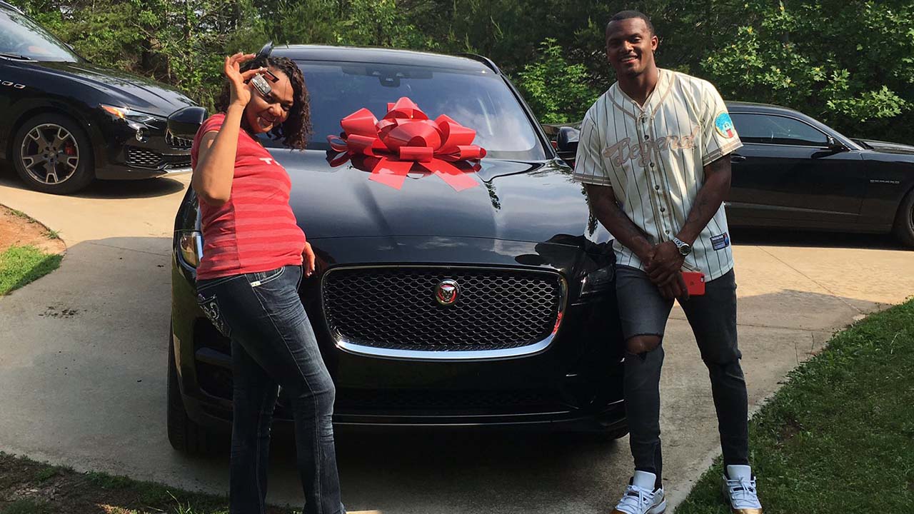 Deshaun Watson buys his mom a new Jaguar for birthday