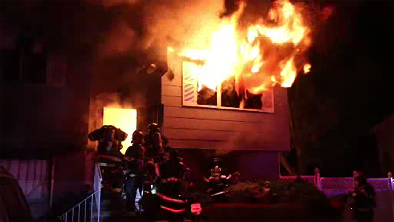 2 firefighters hurt in Long Island fire