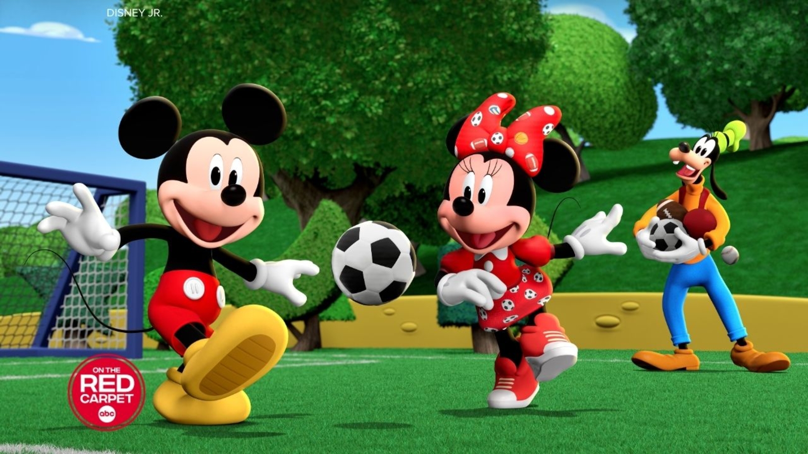 Disney and ESPN expand youth sports access with grants, clinics and Mickey programming Disney and ESPN expand youth sports access with grants, clinics and Mickey programming