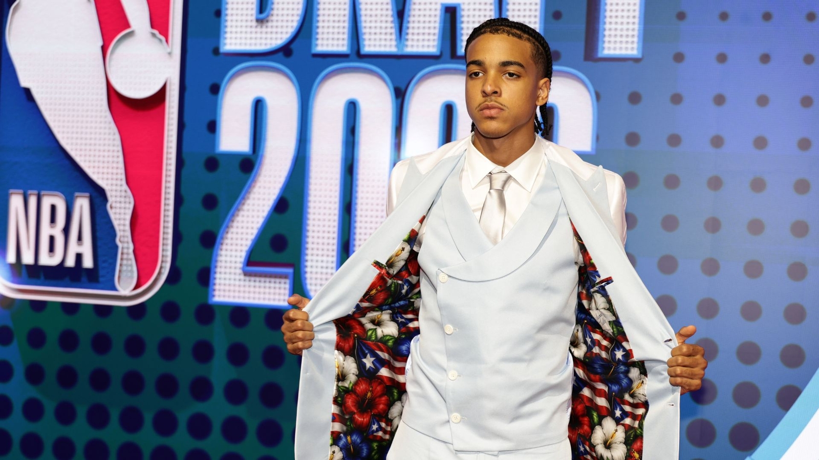 Brooklyn Nets select Louisville's Mikel Brown Jr. with the No. 6 pick in NBA Draft