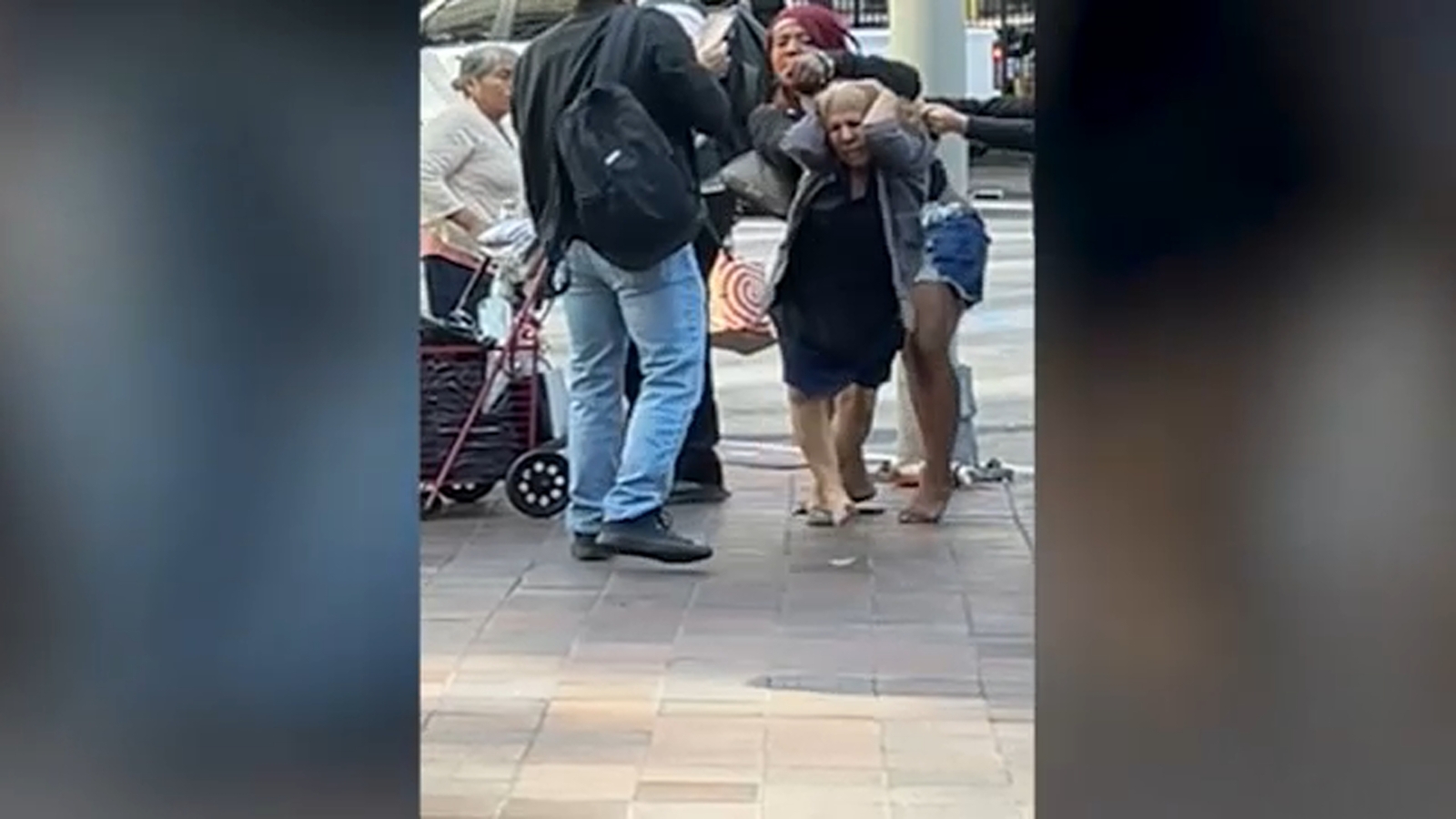 Street vendor suffers brutal attack while working in downtown Los Angeles, video shows Street vendor suffers brutal attack while working in downtown Los Angeles, video shows