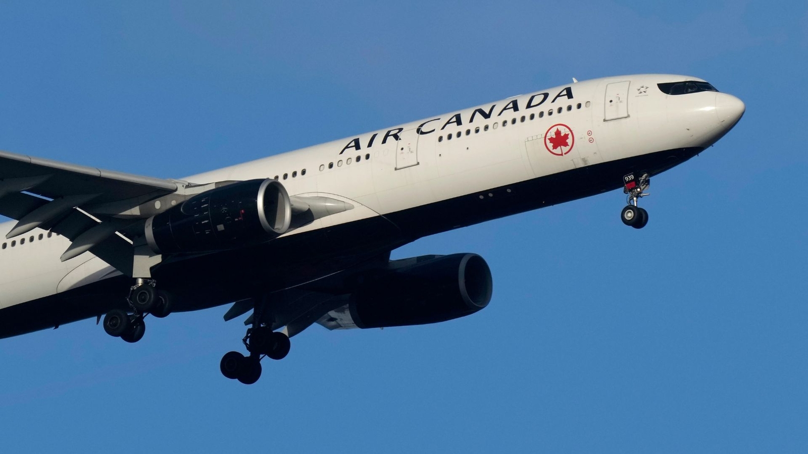 Air Canada captain's medical emergency forces safe diversion to Boston