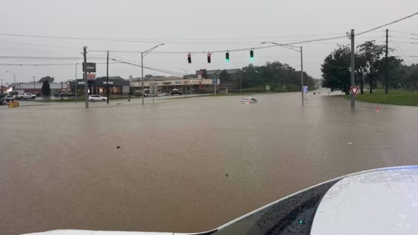 4 dead amid flooding caused by heavy rains in Kentucky, governor says