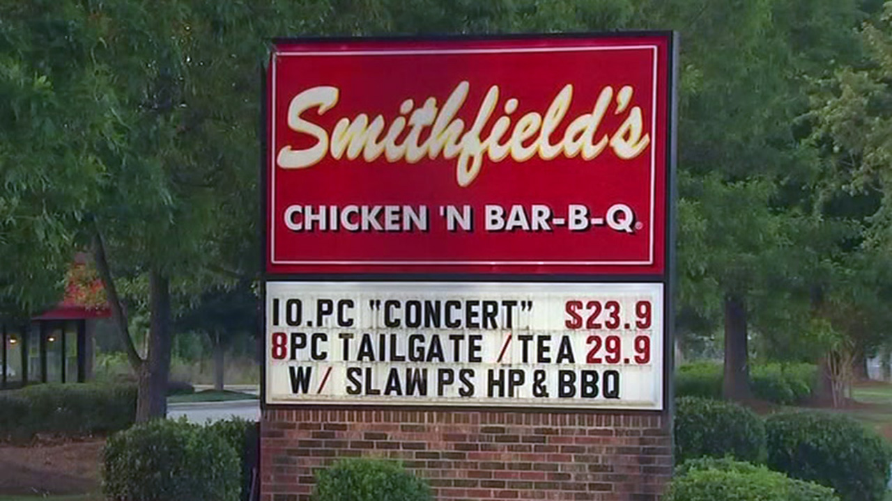 Raleigh police outraged after restaurant employees sing "F the Police," officers say