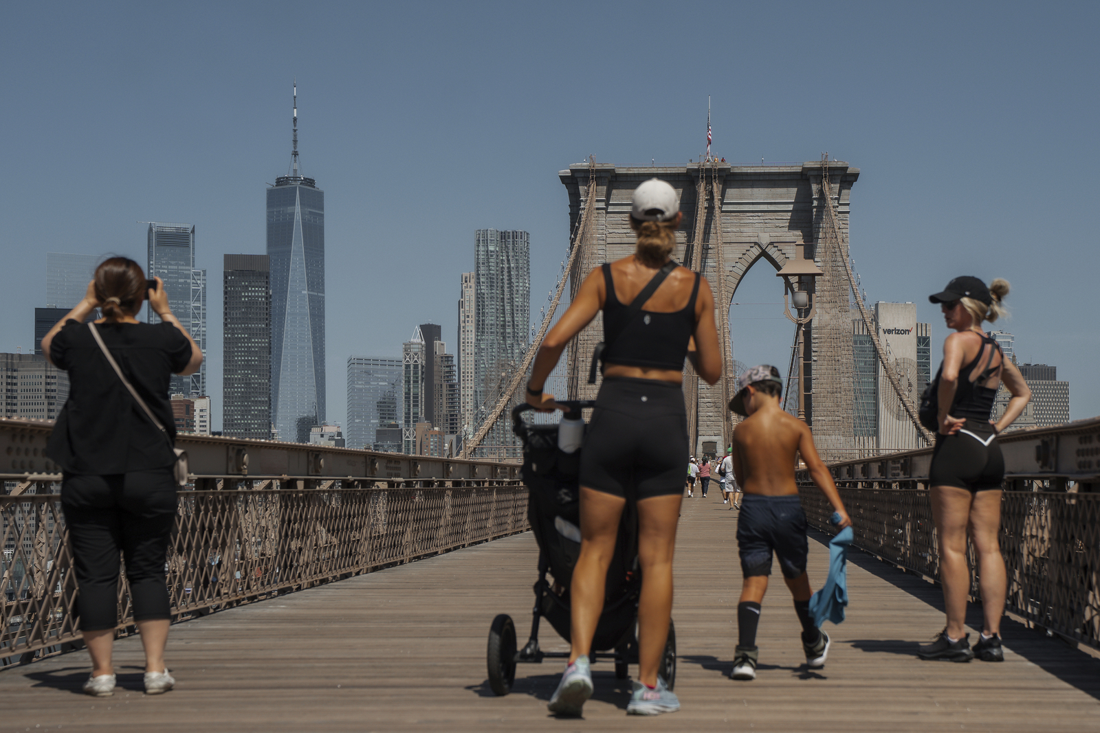 First heat wave of 2026? Hochul says to be prepared this week for scorching temperatures