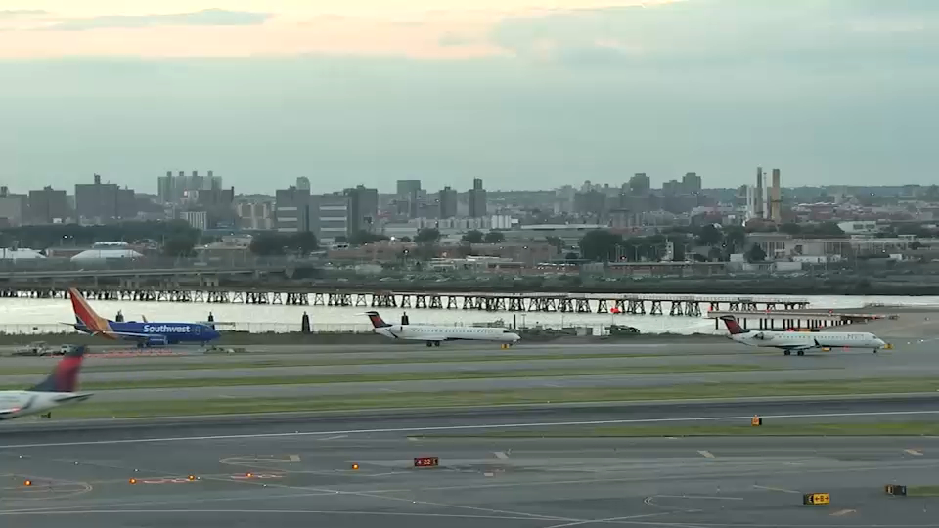 Helicopter pilot reports 2nd near miss with remote-controlled plane near JFK