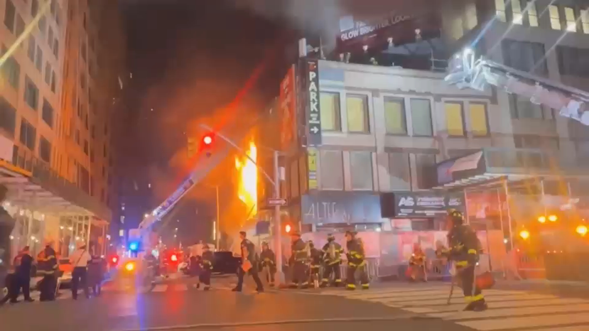 Firefighter injured while battling second-alarm fire at Midtown Manhattan commercial building
