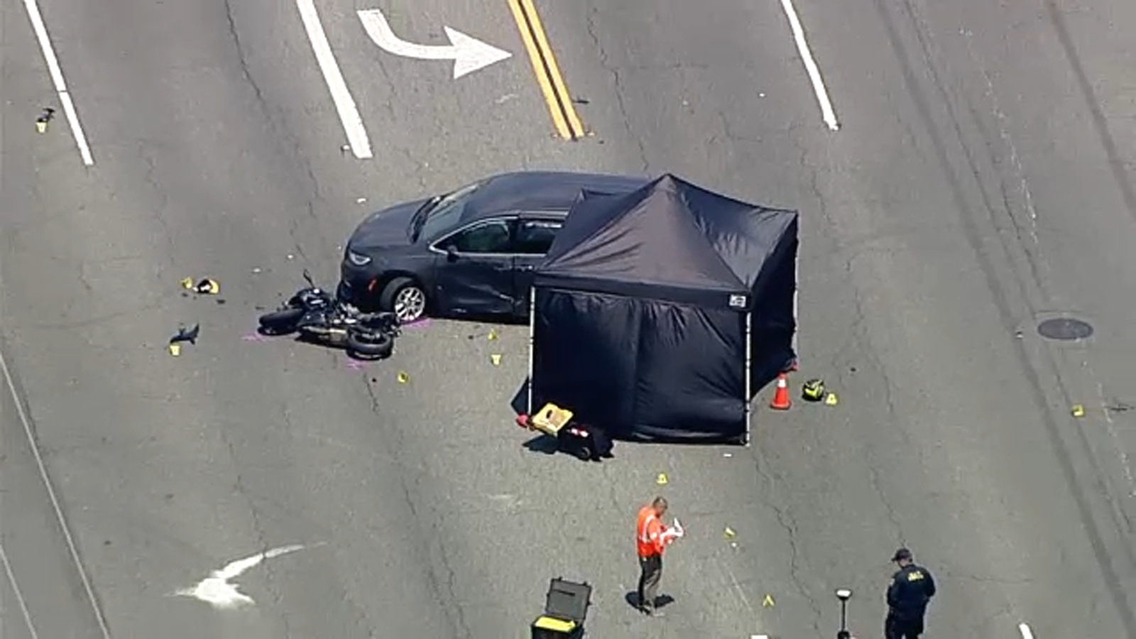 Motorcyclist killed in crash involving minivan at La Puente intersection, authorities say