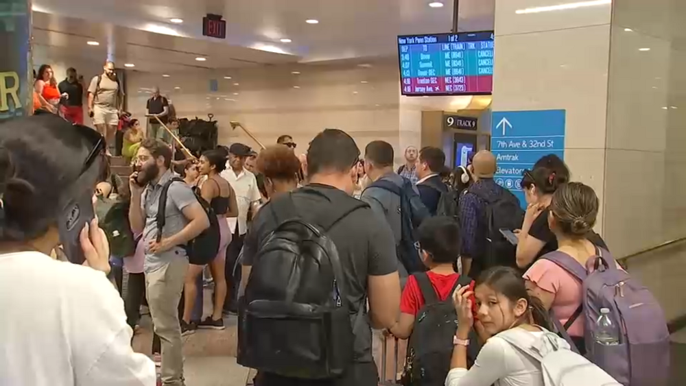 NJ Transit commuters face major delays amid extreme heat